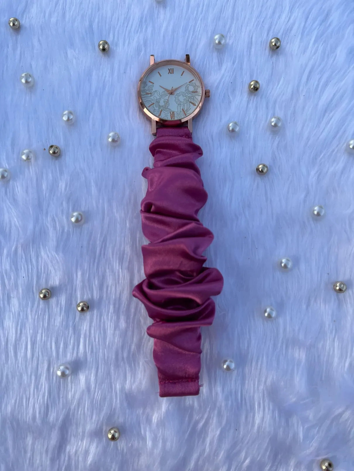 Unique Rose Gold White Scrunchies Watch (Soft Pink)