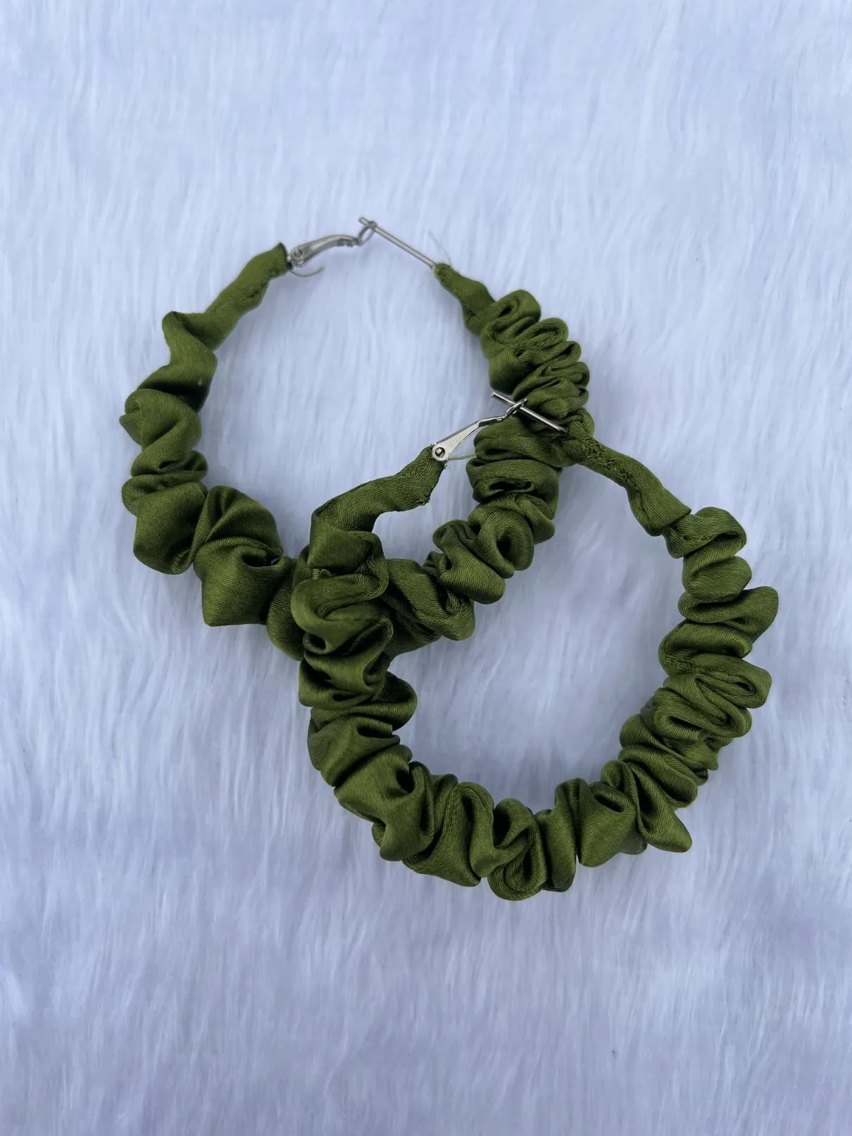 Combo Of Moon Style Scrunchies Watch + Earrings (Olive Green)