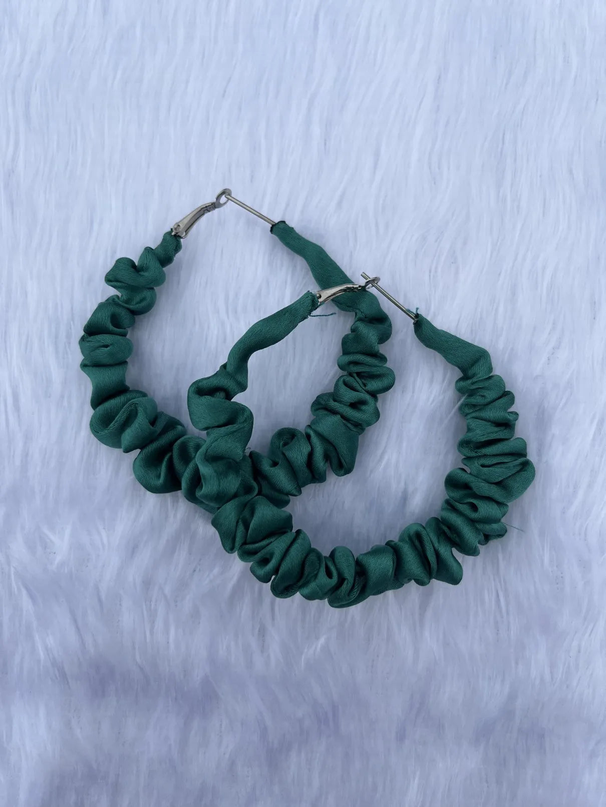 Scrunchies Earrings (Turquoise Green)
